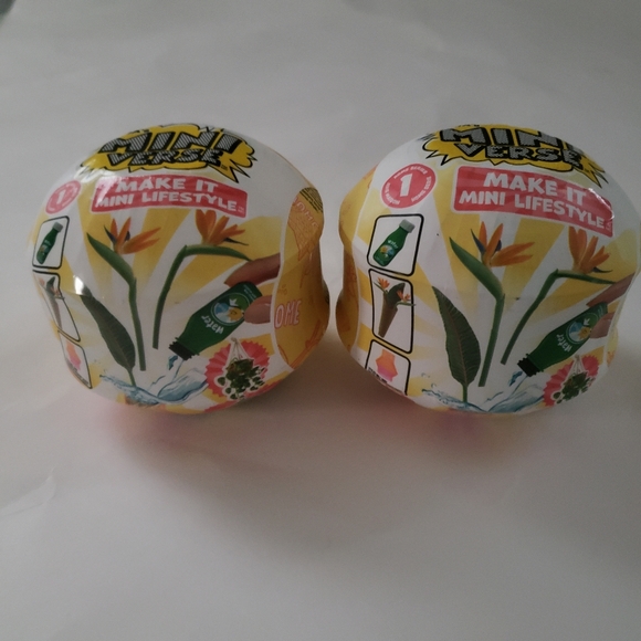 MGAs Mini Verse Make It Mini Lifestyle Lot of 2 Home Series 1 Toy - Picture 2 of 11